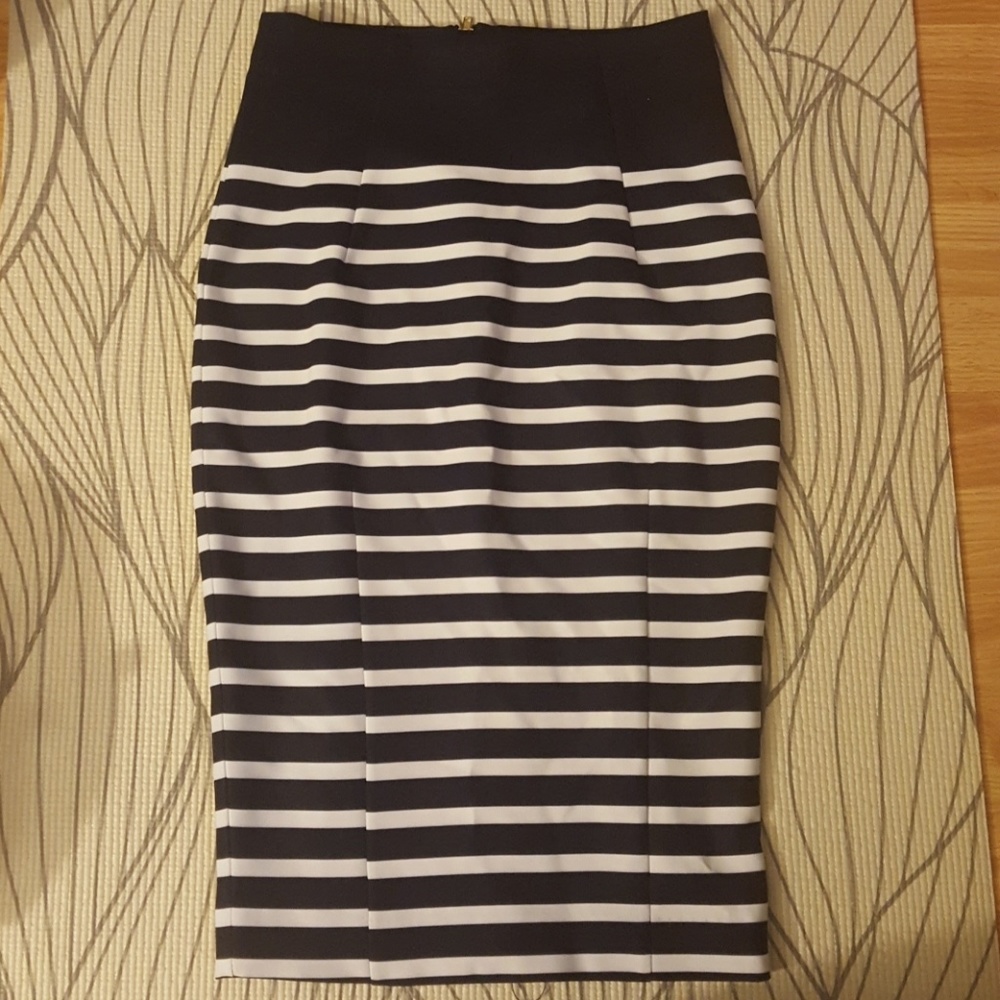 Navy/white striped pencil skirt